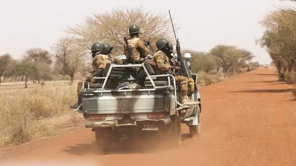 مقتل 30 شرطياً بهجوم جديد في بوركينا فاسو