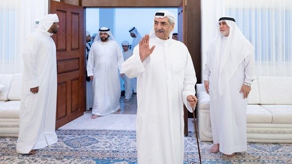 حاكم الفجيرة يحضر مأدبة إفطار أقامها أبناء المرحوم حمد بن سيف الشرقي