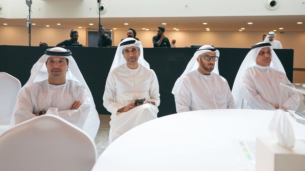 حمدان بن محمد يلتقي قادة الأعمال في دبي لبحث تسريع الزخم الاقتصادي وتعزيز المرونة