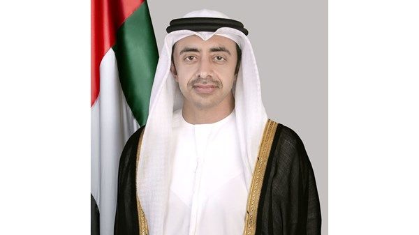 عبدالله بن زايد يبحث خلال اتصالات هاتفية مع عدد من المسؤولين ووزراء الخارجية التطورات الإقليمية