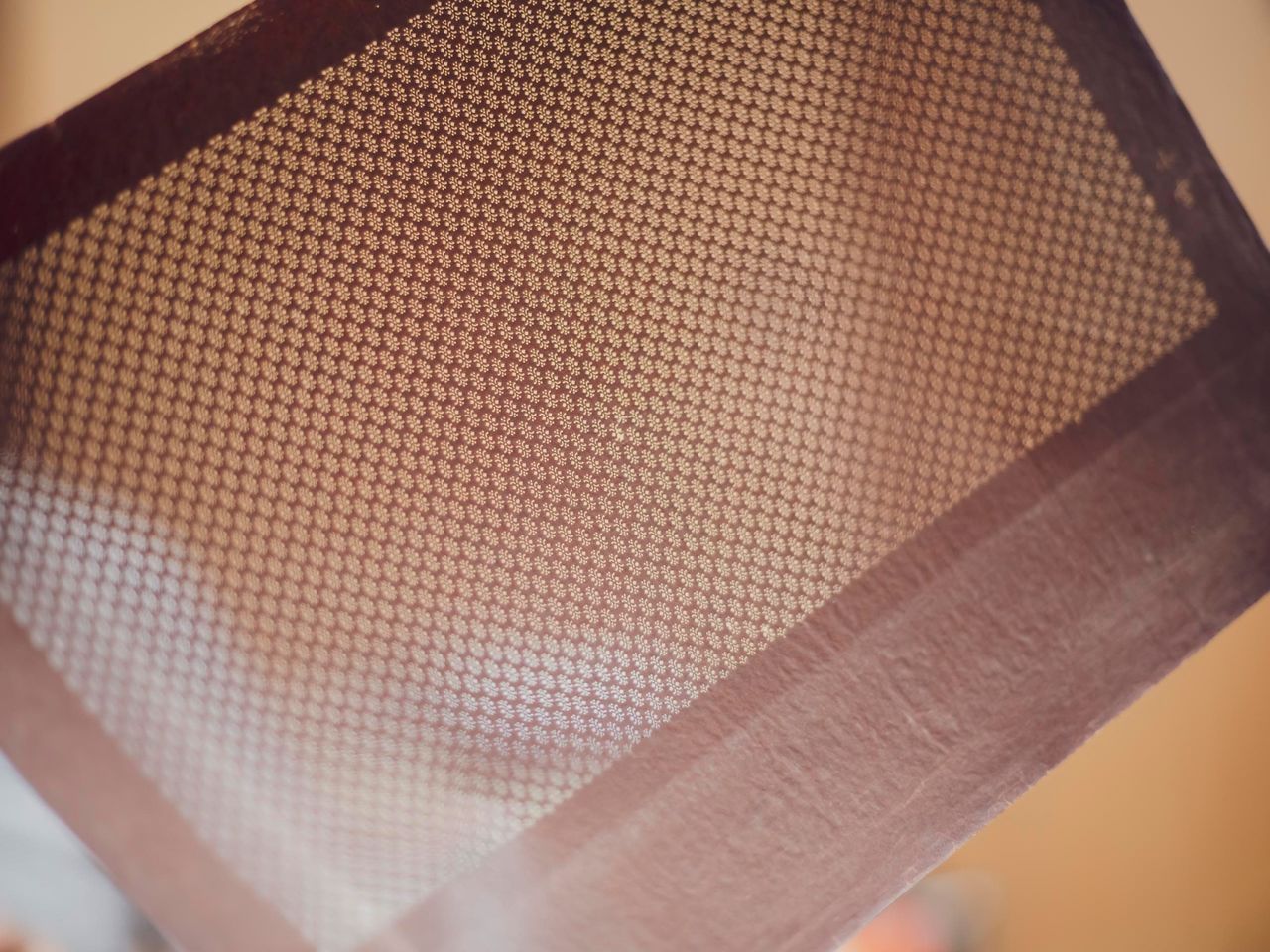 اليابان | كوميا ياسوماسا… حين تتجدد براعة فنون الصباغة اليابانية الخالدة