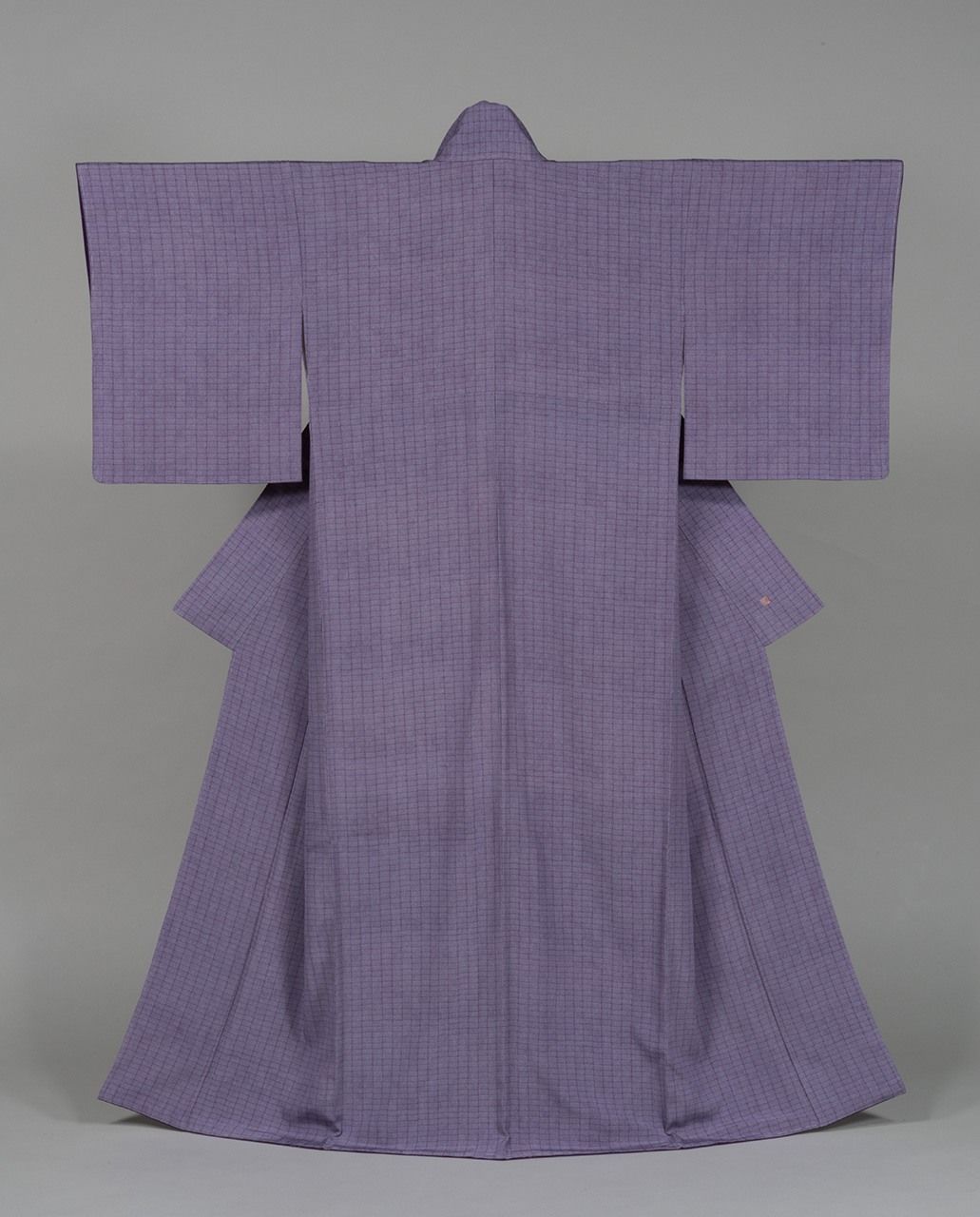 اليابان | كوميا ياسوماسا… حين تتجدد براعة فنون الصباغة اليابانية الخالدة