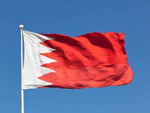 البحرين تعترض وتدمر 112 صاروخاً و186 طائرة مسيرة منذ بدء الاعتداء الإيراني الغاشم