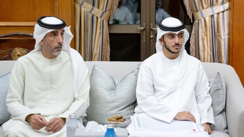 حمدان بن زايد يقف على سير برامج الهلال الأحمر الرمضانية داخل الدولة وخارجها