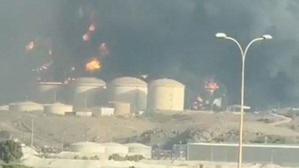 اعتداء إيراني غاشم يستهدف خزانات الوقود في ميناء صلالة