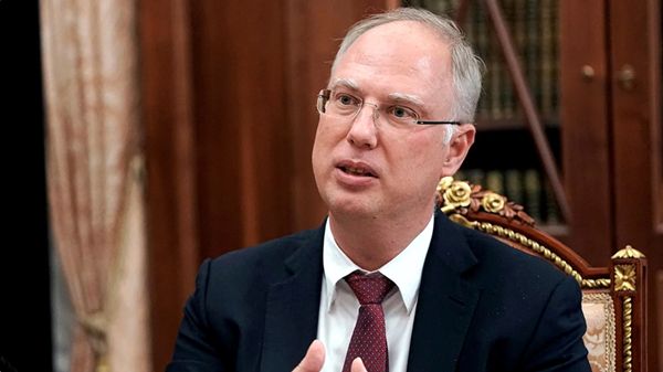 مبعوث روسي يعلّق على اجتماعه مع مفاوضين أميركيين