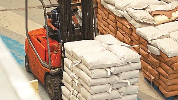 «غرفة أم القيوين» تؤكد استقرار الإنتاج الصناعي في الإمارة