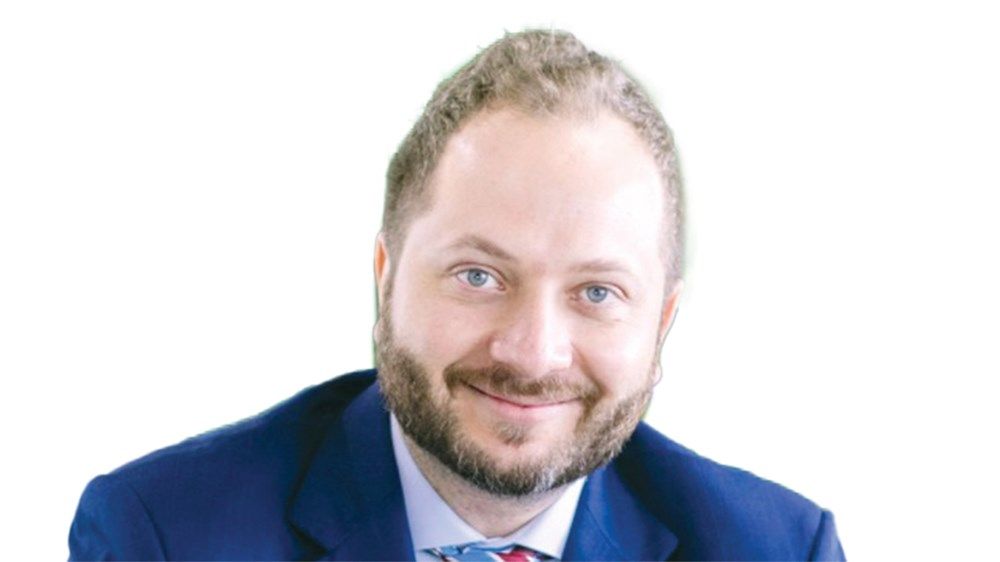 مواطنون ومقيمون لـ«الاتحاد»: التكاتف الداخلي والتلاحم الوطني يجسدان نموذج الإمارات الملهم