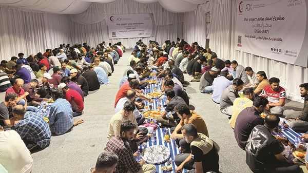 «الهلال الأحمر»: 7976 أسرة مستفيدة من برامج المير الرمضاني والطرود الغذائية وزكاة الفطر