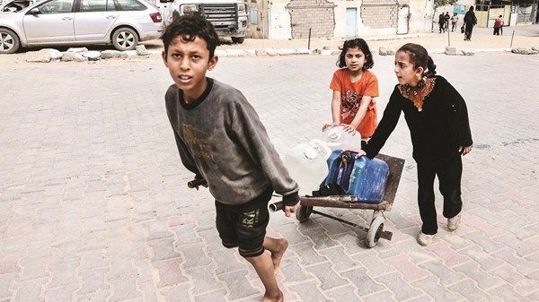 مسؤول فلسطيني لـ«الاتحاد»: صعوبات شديدة تواجه العملية التعليمية في غزة