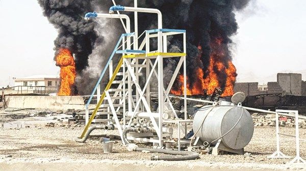 أفغانستان تهاجم قاعدة جوية في باكستان