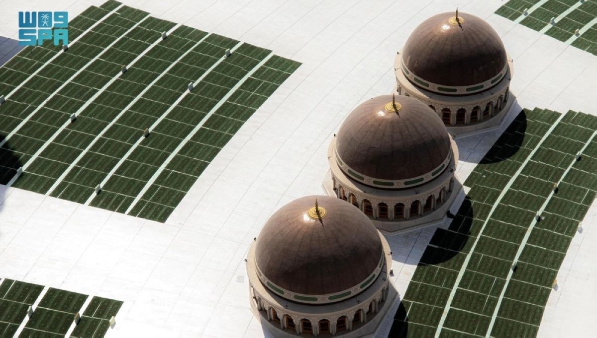 58 ألف سجادة في الحرمين الشريفين لخدمة المصلين