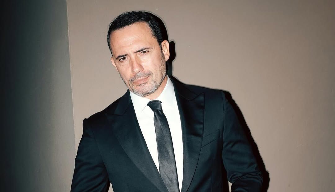 الحزن يدق باب ظافر العابدين… والفنان يشارك العالم حزنه