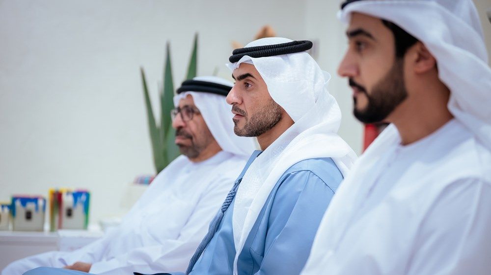 عبدالله بن زايد يستقبل وزير الخارجية المصري