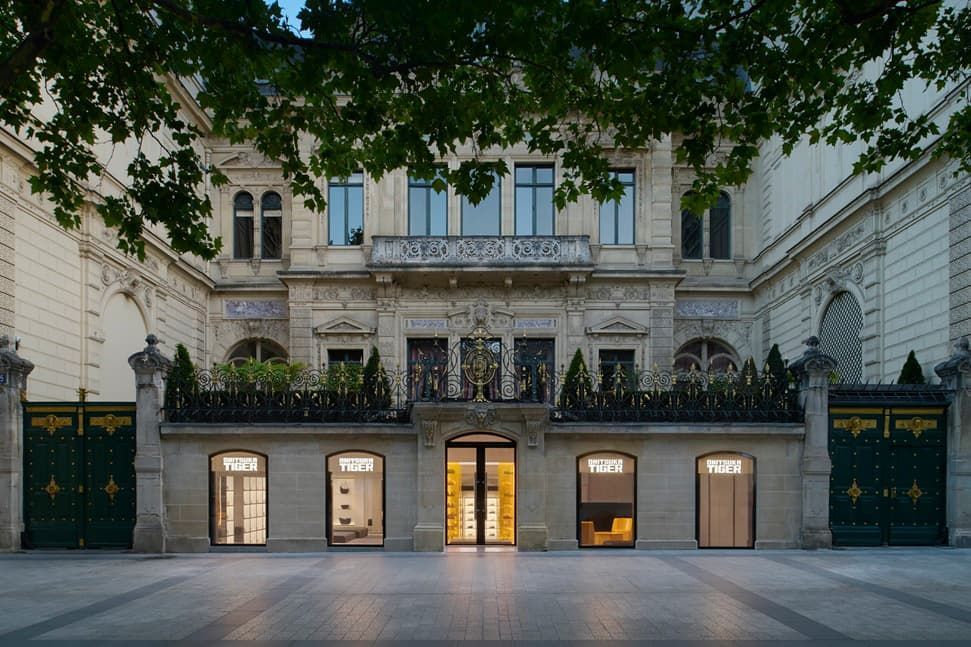 اليابان | كيف تحولت أونيتسوكا تايغر اليابانية من علامة رياضية متواضعة إلى أيقونة في عالم الموضة؟