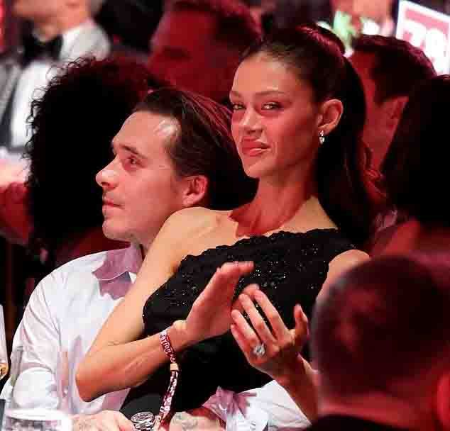 هل حاول إلتون جون التوسط بين بروكلين بيكهام وعائلته خلال حفل الأوسكار؟ إليكم التفاصيل