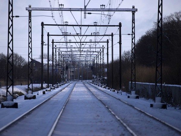 ثلوج كثيفة تعرقل الحركة في هولندا