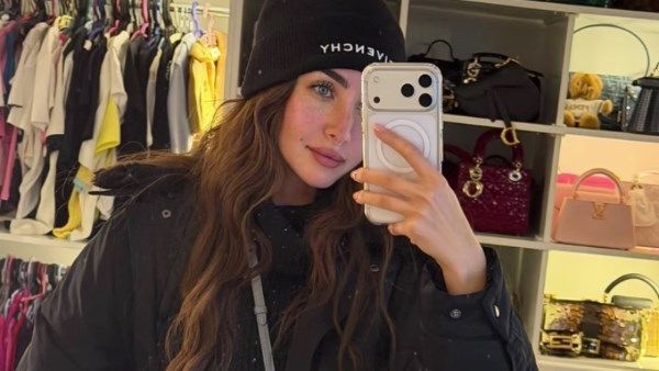 كاجوال.. هنا الزاهد تخطف الانظار في أحدث ظهور