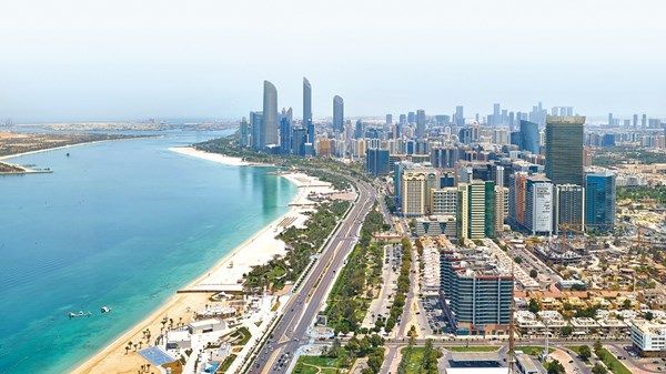 خبراء ومحللون لـ «الاتحاد»: إيران تغامر باستقرار أكثر مناطق العالم نفوذاً وتأثيراً