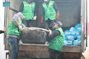 الوجبات الغذائية في غزة.. مركز الملك سلمان للإغاثة يوزّع 24 ألف وجبة على النازحين في رمضان