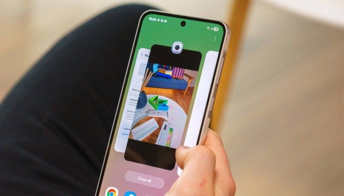 تكنولوجيا: بدء اعتماد سامسونج على شاشات صينية لهواتفها المتوسطة لخفض التكاليف