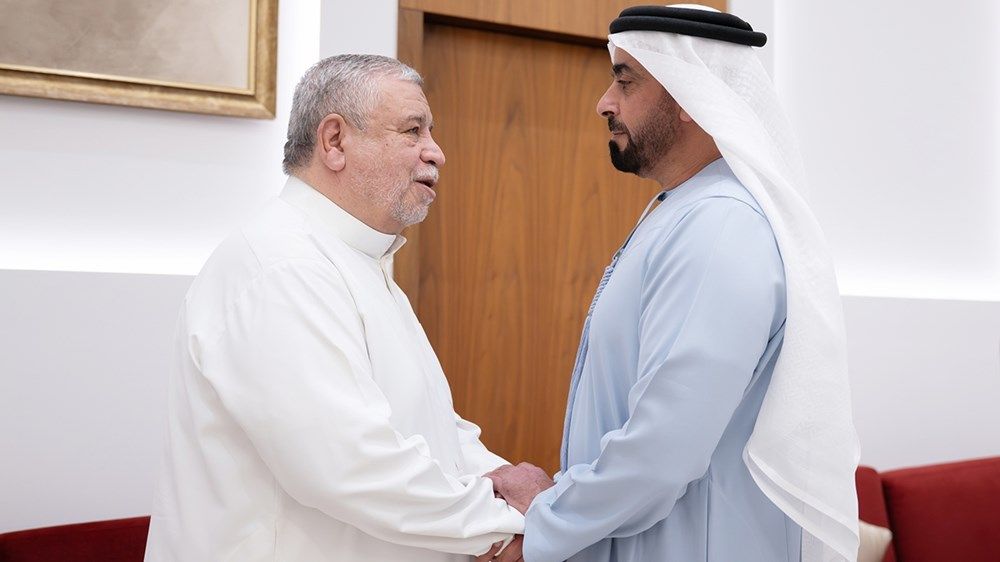 سيف بن زايد ونهيان بن مبارك يعزيان في وفاة آلاء نادر مشتهى
