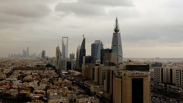 السعودية: اعتراض وتدمير 4 صواريخ باليستية أُطلقت باتجاه الرياض