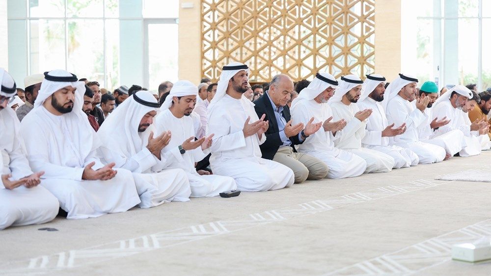 «الشؤون الإسلامية» تفتتح مسجدي نهيان وذياب بن زايد في جزيرة الجبيل بأبوظبي