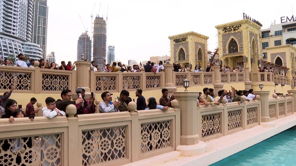 دبي في أول أيام عيد الفطر.. مشهد نابض بالحياة يعكس ديناميكية وحيوية المدينة