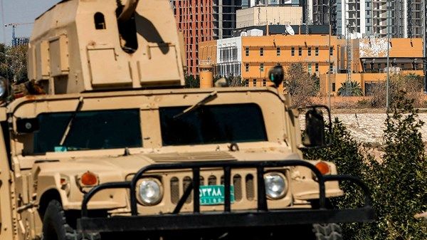 بعثة الناتو "تنسحب مؤقتا" من العراق