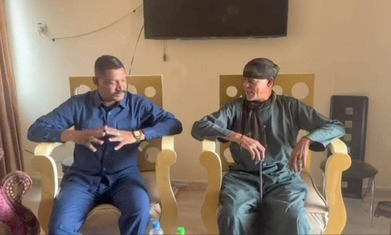 كيكل يواسي الشيخ موسى هلال في شهداء مستريحة