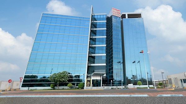 "المعاشات": قوانين المعاشات في الإمارات تبني مستقبلاً أكثر أماناً للأم والأسرة