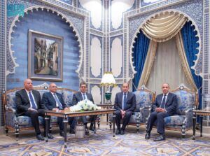 لقاء محمد بن سلمان والسيسي في جدة يناقش تطورات الأوضاع الإقليمية والتصعيد في الشرق الأوسط