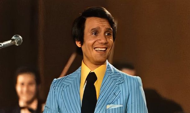 صدمة انهيار محمد عبد الوهاب داخل غرفة عبد الحليم حافظ يوم رحيله… تفاصيل تُكشف لأول مرة