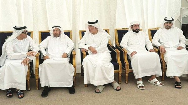 أحمد بن صقر القاسمي يعزي في وفاة يوسف عبيد الحمر