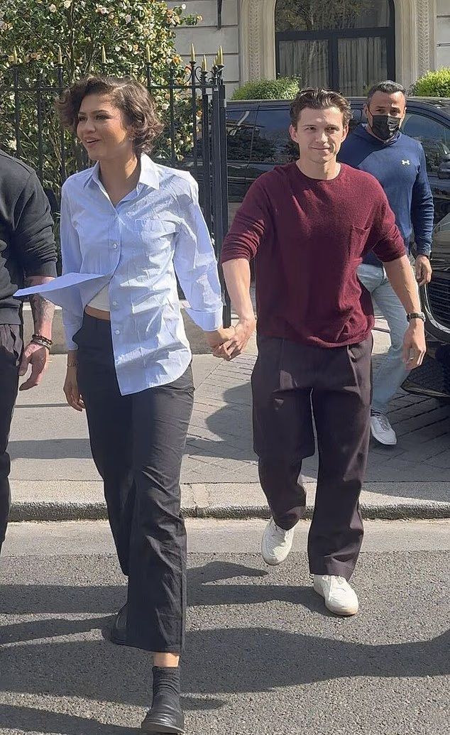 توم هولاند وزندايا في “شهر عسل” باريسي.. هل دخلا القفص الذهبي سراً؟