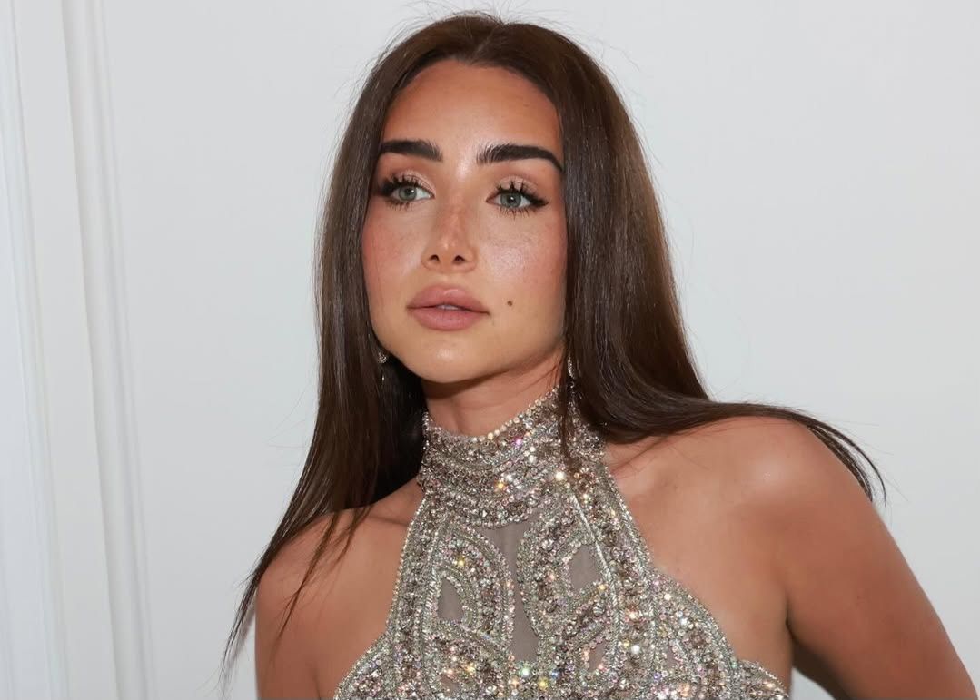 بالصور-هنا الزاهد تكسر قيود “الفلاتر” بصورة عفوية