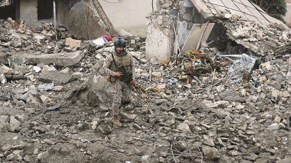 السفارة الأميركية في بغداد تحذر من السفر إلى العراق