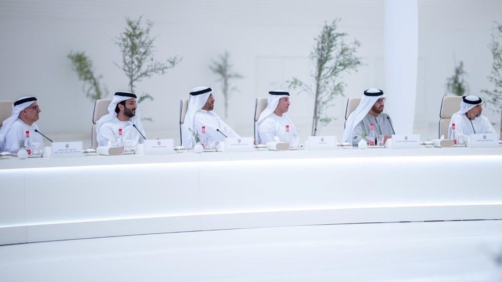 محمد بن راشد يترأس اجتماعاً لمجلس الوزراء