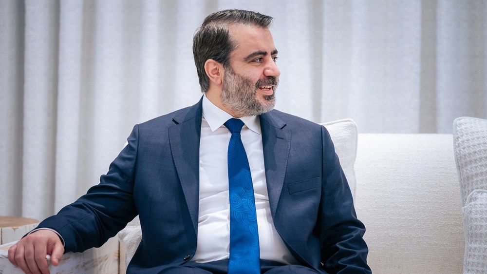 رئيس الدولة يتلقى رسالة خطية من الرئيس السوري تسلمها عبدالله بن زايد