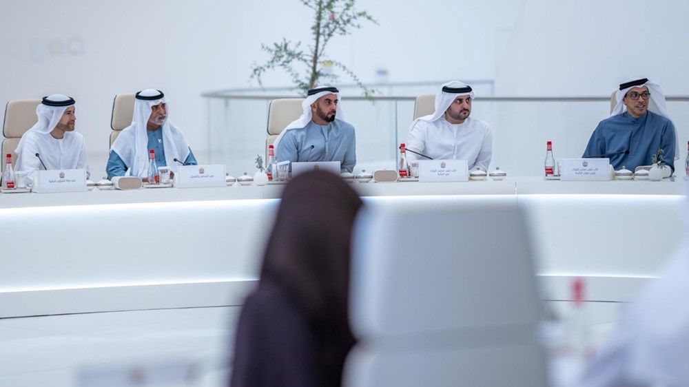 محمد بن راشد يترأس اجتماعاً لمجلس الوزراء