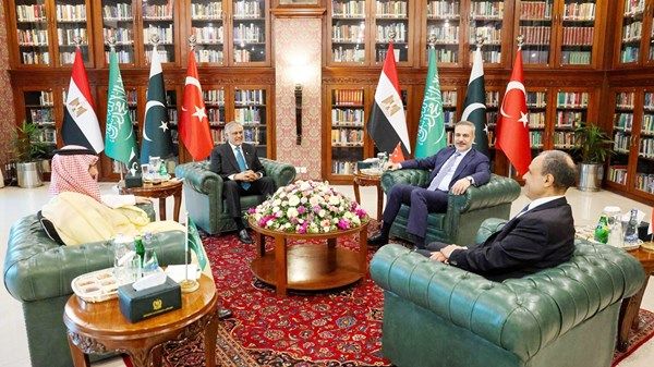 الاجتماع الرباعي في إسلام أباد.. دعم مساعي خفض التصعيد وإرساء الأمن والاستقرار في المنطقة