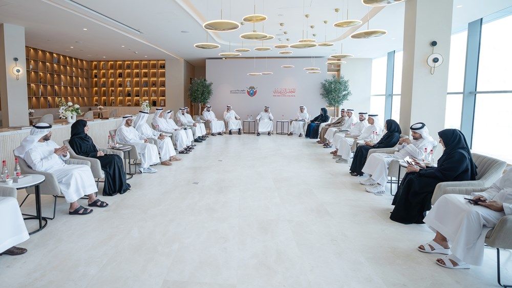 حمدان بن محمد يعتمد تسهيلات للقطاع الاقتصادي في دبي بقيمة مليار درهم