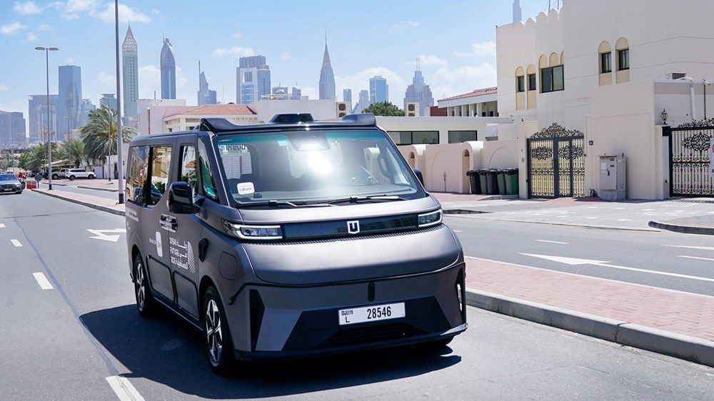 بدء التشغيل التجاري للتاكسي ذاتي القيادة في منطقتي أم سقيم وجميرا بدبي