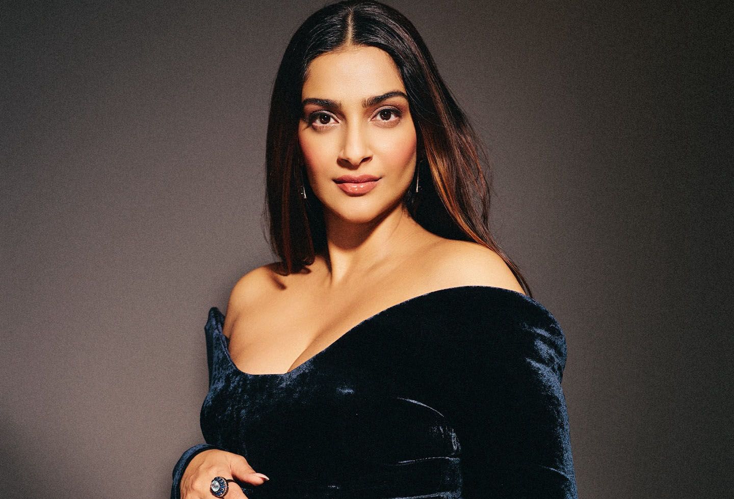 فرحة كبيرة في منزل سونام كابور.. وموجة تهاني من نجوم بوليوود