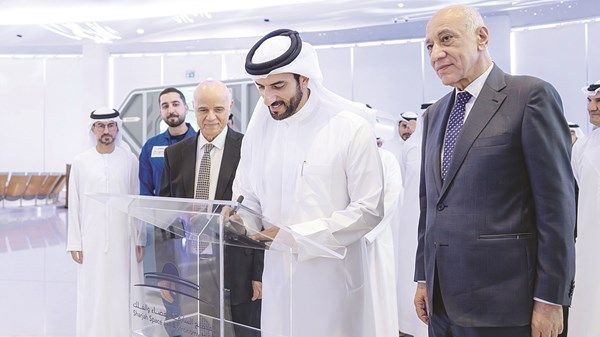 سلطان بن أحمد القاسمي يشهد إطلاق القمر الصناعي «الشارقة سات 2»