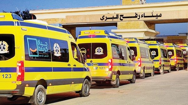 إجلاء مرضى من قطاع غزة عبر معبر رفح