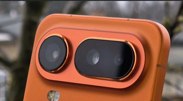 تكنولوجيا: كاميرا iPhone Air تتراجع أمام المنافسين ولا ترقى للمنافسة