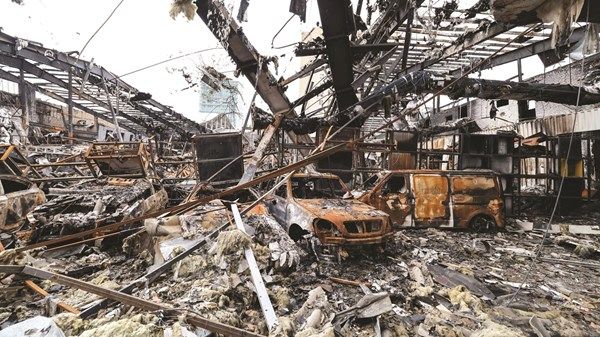 واشنطن: لن نسمح لإيران بالسيطرة على مضيق هرمز