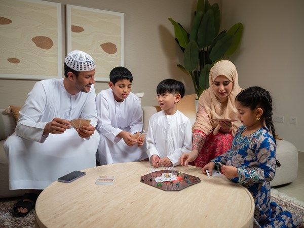 تنمية المجتمع في أبوظبي ترخِّص «جمعية الأسر الحاضنة»